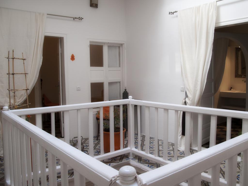 Riad Orange Cannelle Εσαουίρα Εξωτερικό φωτογραφία