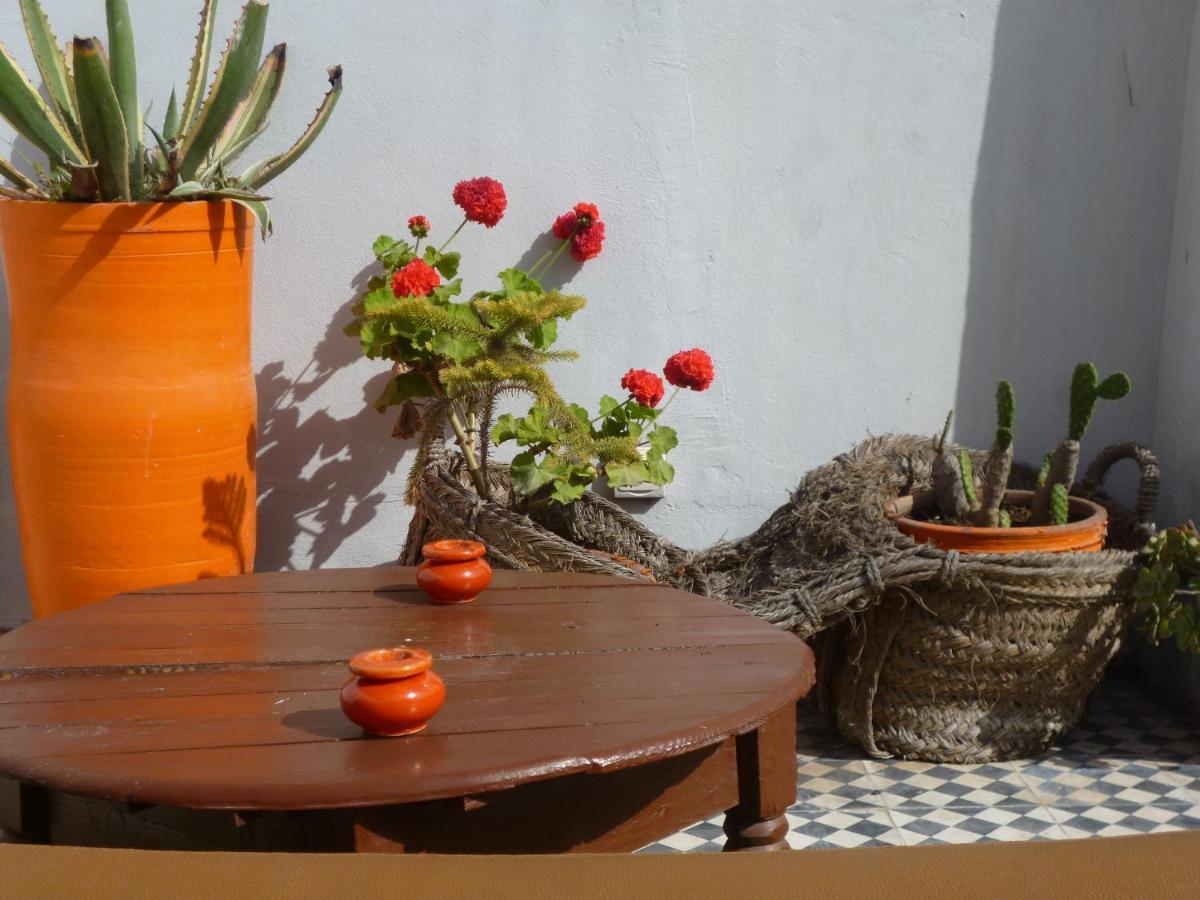 Riad Orange Cannelle Εσαουίρα Εξωτερικό φωτογραφία